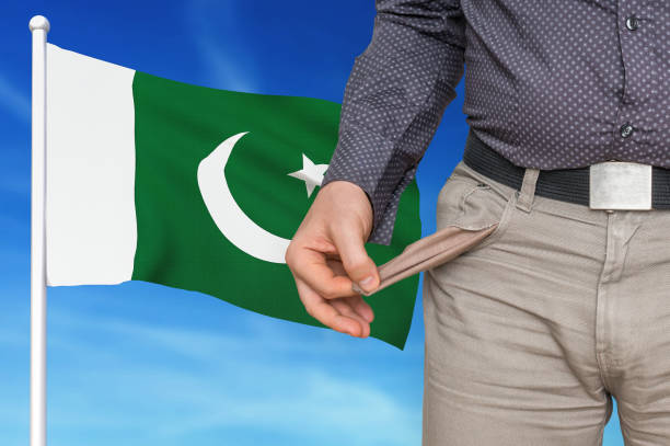 istock Financial crisis in Pakistan - recession 1190333021