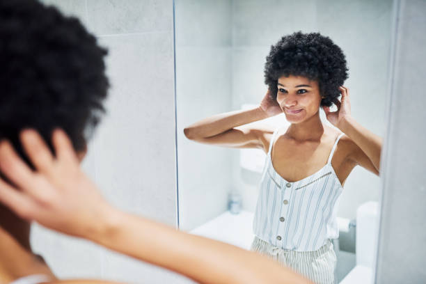 istock My hair is looking fine too 1190349612