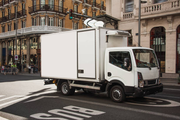 istock Delivery truck at city 1190435403
