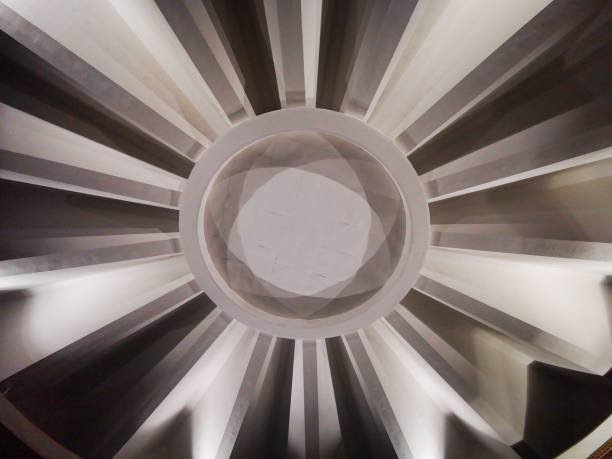 The game is light on the ceiling in the subway