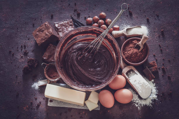 składniki do przygotowania czekolady brownie. styl retro - brownie baked bakery brown zdjęcia i obrazy z banku zdjęć