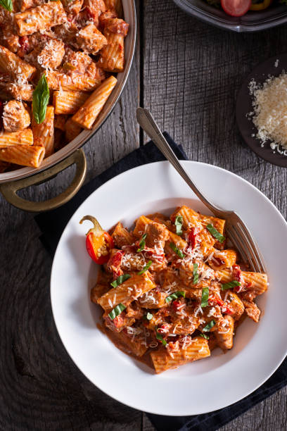Chicken Riggies Rigatoni with Chicken and Marinara Sauce (Chicken Riggies) chicken rigatoni stock pictures, royalty-free photos & images