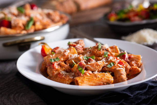 Chicken Riggies Rigatoni with Chicken and Marinara Sauce (Chicken Riggies) rigatoni stock pictures, royalty-free photos & images