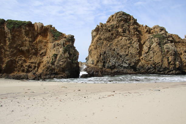 istock Pfeiffer Beach Big Sur California 1190511891