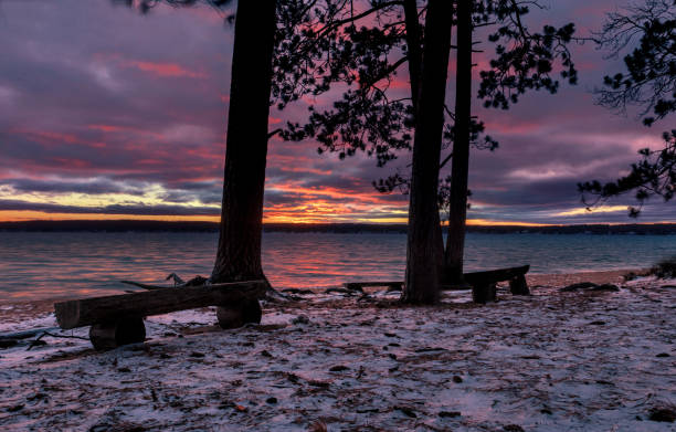istock Kelly Beach Winter Pastel Sunset 1190524184