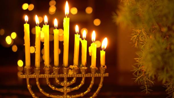 하누카의 여덟 번째 밤. 메오라의 8개의 불빛 - menorah hanukkah israel judaism 뉴스 사진 이미지