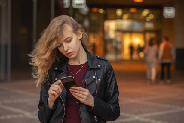 istock woman near mall 1190572114