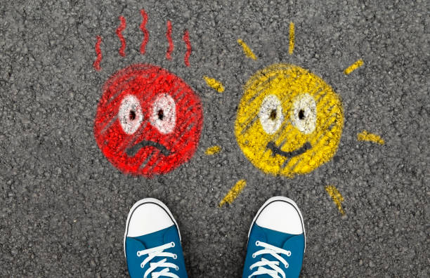 istock Negative and positive feedback painted on the road 1190579881