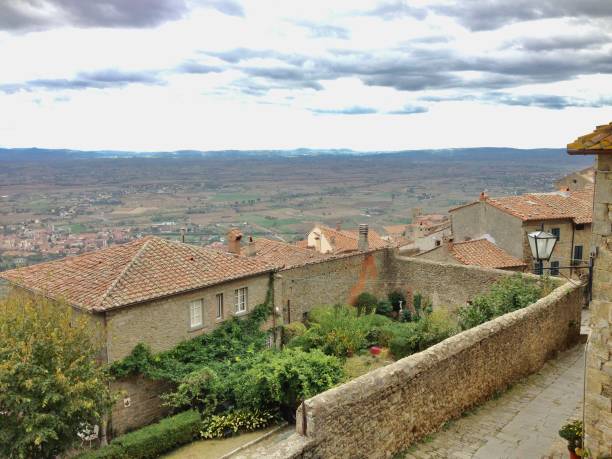 istock The streets of Cortona 1190651002