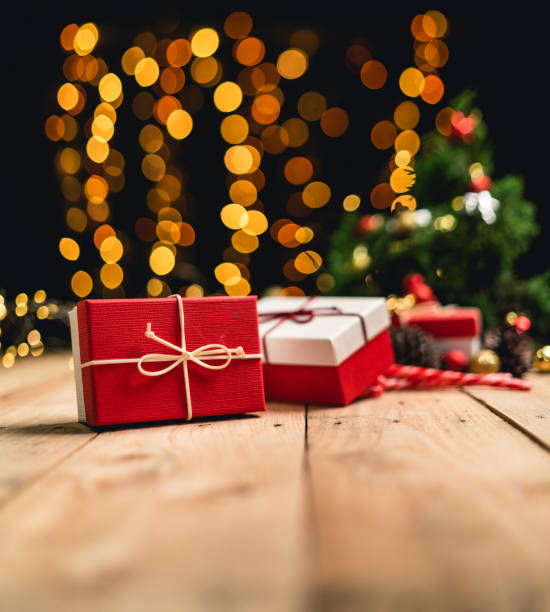 istock Christmas gift- Pine cones and branches  On the wood 1190651851