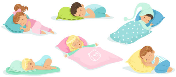 illustrazioni stock, clip art, cartoni animati e icone di tendenza di bambini piccoli che dormono coperti da set vettoriale coperta - baby blanket illustrations