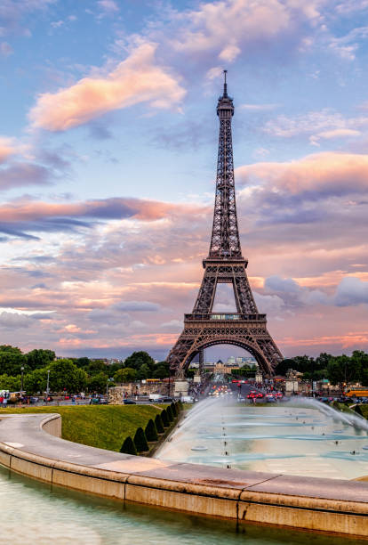 istock Evening Skies over the Eiffel Tower 1190772974