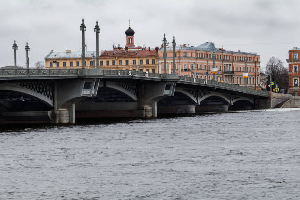 istock Blagoveshchenskiy bridge, Sankt-Peterburg 1190776112