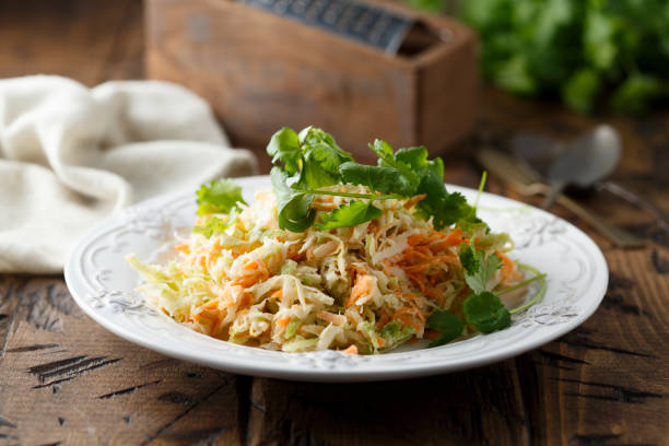 turnip salad - kohlrabi imagens e fotografias de stock