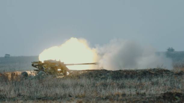 istock Artillery waiting to fire a gun 1190840519