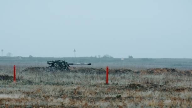 istock Artillery waiting to fire a gun 1190841066