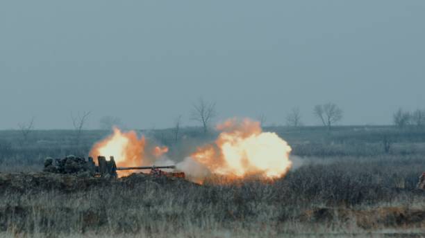 istock Artillery waiting to fire a gun 1190841068