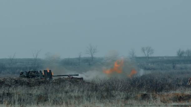 istock Artillery waiting to fire a gun 1190841069
