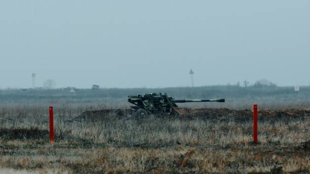 istock Artillery waiting to fire a gun 1190841105