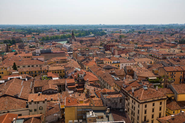 istock Verona City View 1190905354