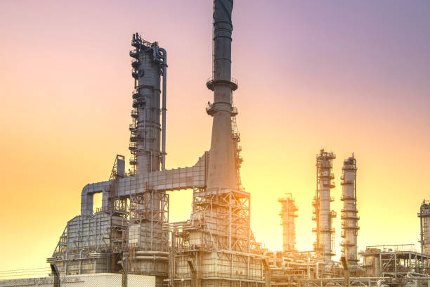 istock Oil and Gas Refinery 1190917744