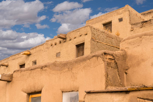 istock Exterior of old adobe building 1190941293