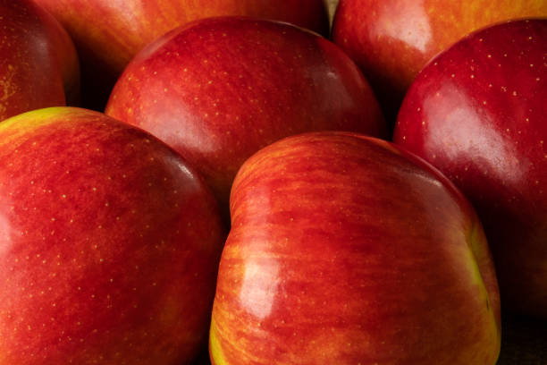 istock A bunch of big and ripe red apples. 1190973718