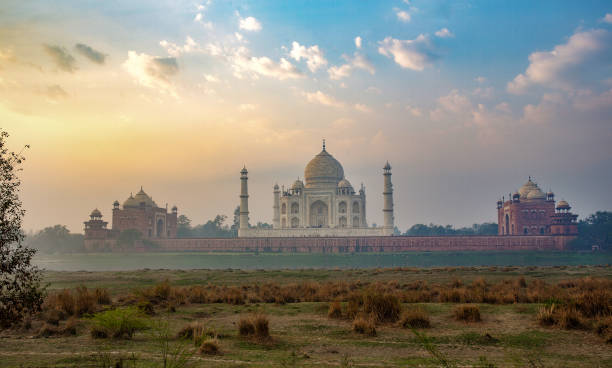 istock Awe Taj Mahal -  architectural landmark 1190990570