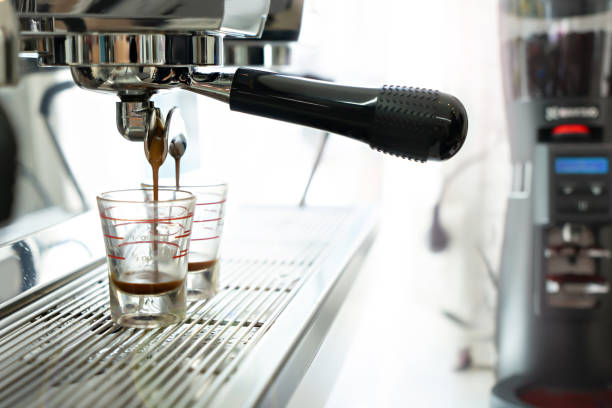 istock Black hot coffee with coffee maker at cafe 1191008160