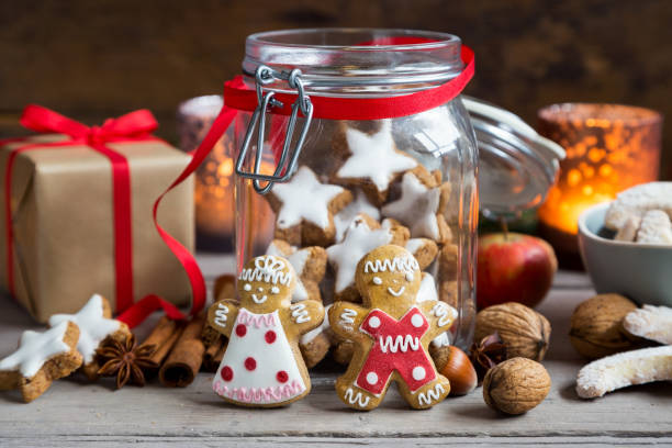istock Gingerbread men and cinnamon stars 1191040483