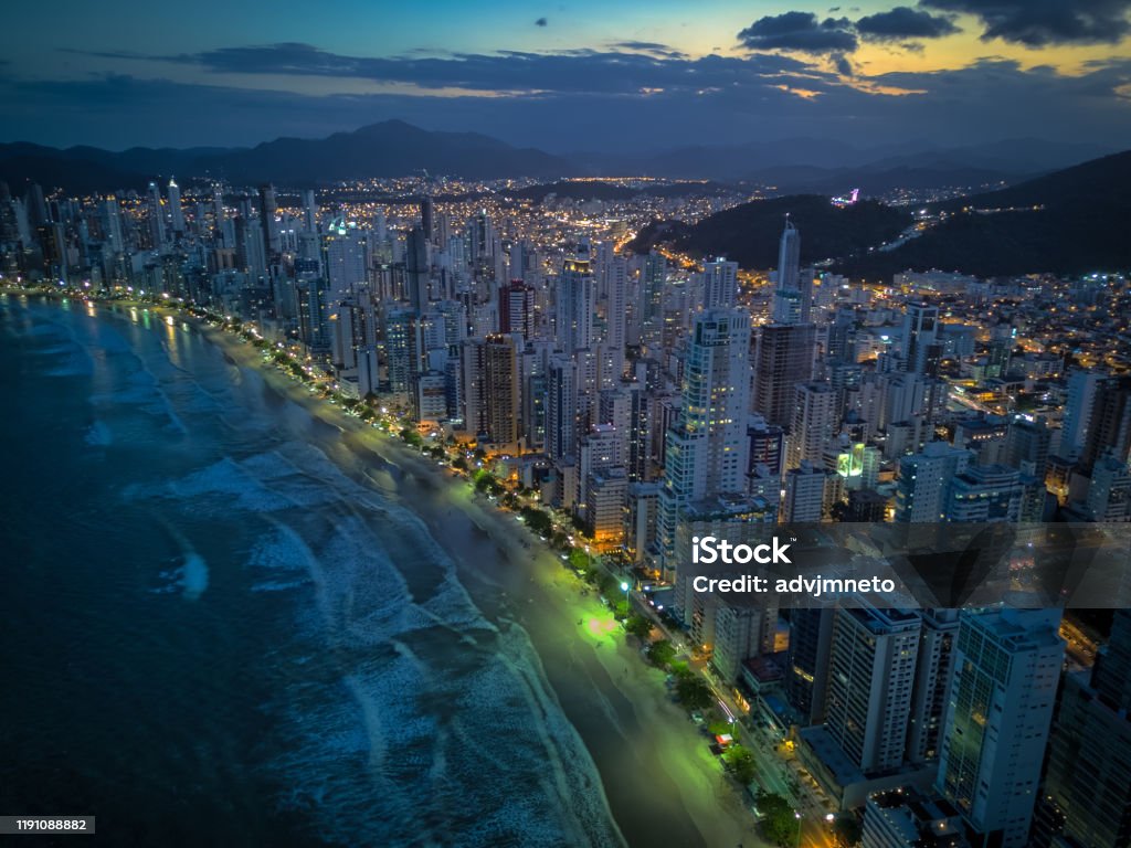 Bãi Biển Và Thành Phố Balneario Camboriu Một Số Tòa Nhà Camboriu ...