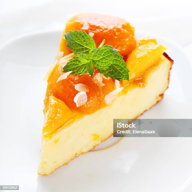 Foto de Torta De Queijo Cottage E Damasco e mais fotos de stock de Amêndoa - Amêndoa, Bolo, Comida