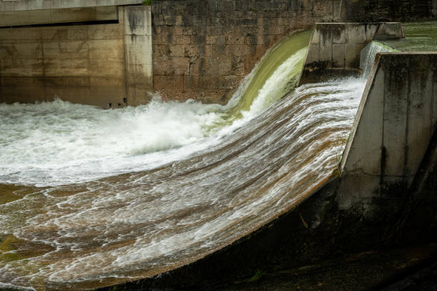 istock Weir on the river Schwarza in Hirschwang (Austria) 1191242756
