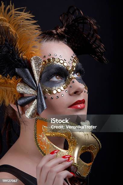 Foto de Mulher Com Máscara e mais fotos de stock de Mulheres - Mulheres, Máscara de Veneza, Abstrato