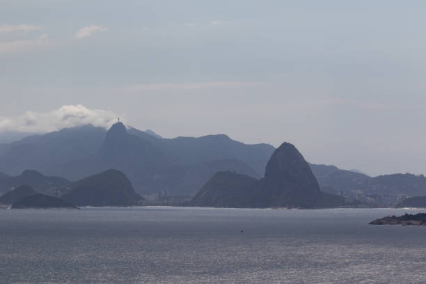 istock Sugarloaf and other mountains 1191315977