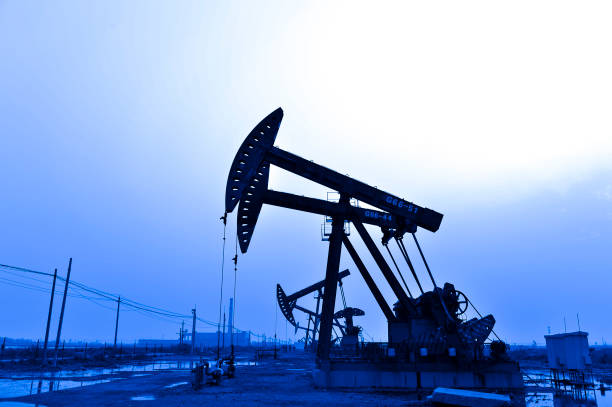 istock The oil pump 1191318491