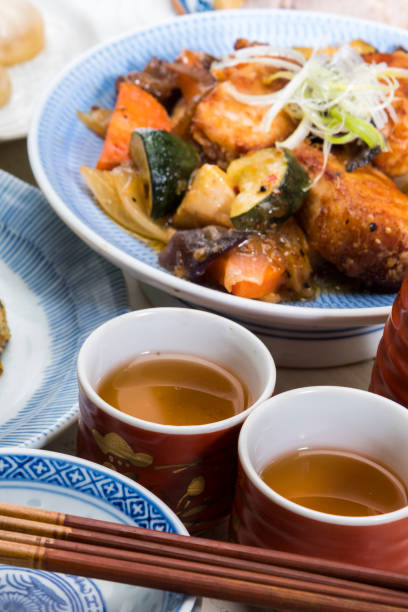 istock Chinese food and Shaoxing liquor 1191368955