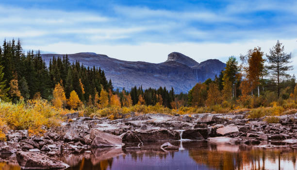 Mountain range near Hemsedal in the region, Buskerud municipality in Norway Mountain range near Hemsedal in the region, Buskerud municipality in Norway østfold stock pictures, royalty-free photos & images