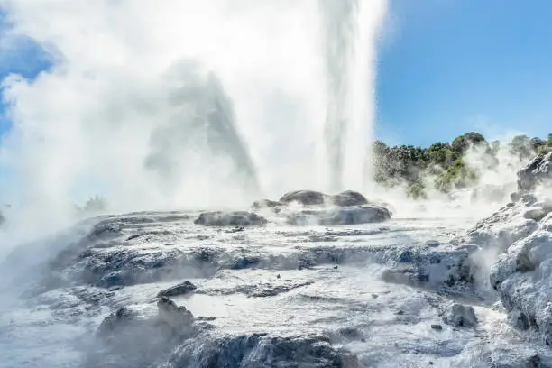 Photo of Pohutu Geyser at the Te-Puia Thermal Park in the Whakarewarewa Valley on the North Island of New Zealand