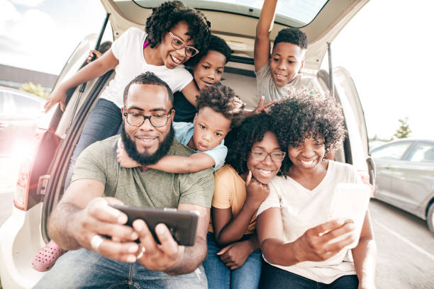 istock Family ready for the road trip 1191525012