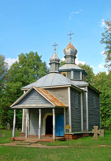 istock Antique wooden chapel 119152757