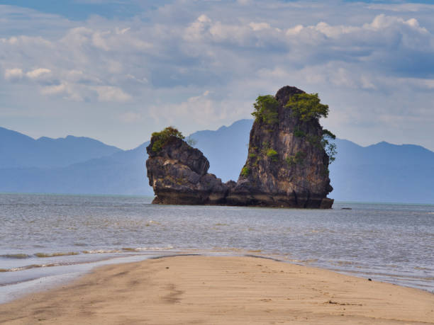 istock Rock Island Langkawi 6 1191531810