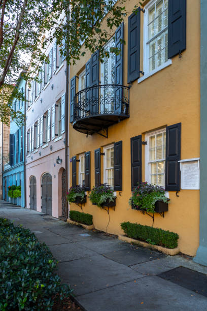 istock Rainbow Row Charleston South Carolina. 1191581406