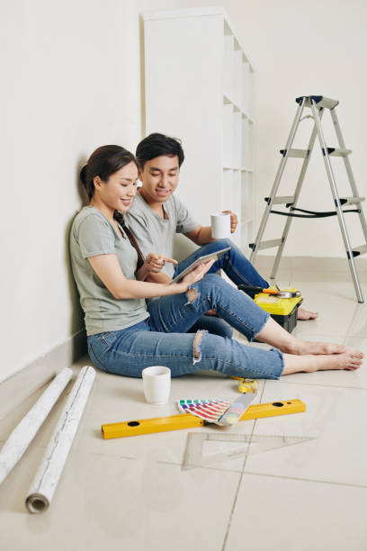 istock Coffee break in new apartment 1191610808