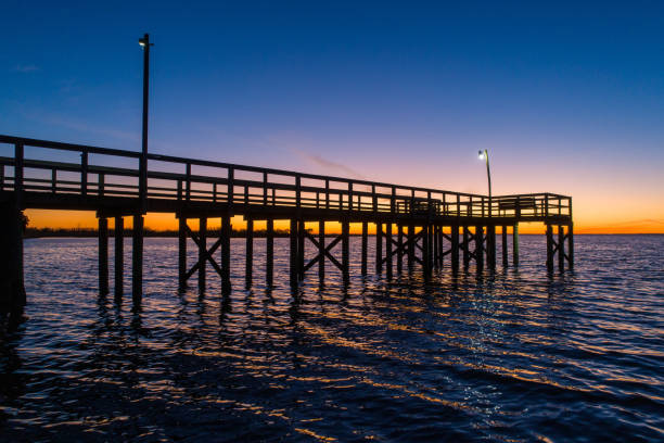 istock Evening sky at twilight on Mobile Bay, Alabama 1191622028