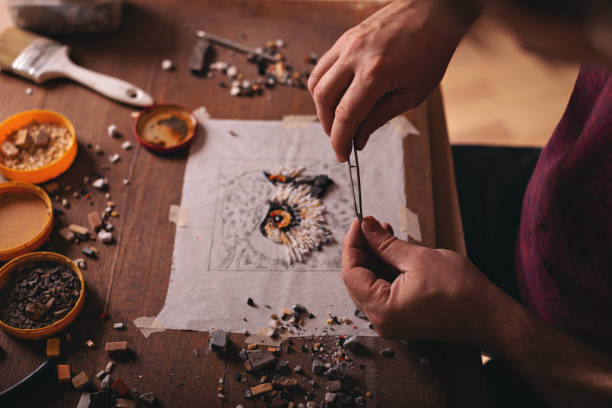 istock Artist making mosaic 1191640059