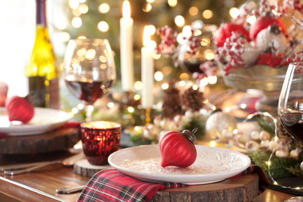 istock Christmas Holiday Dining 1191684390