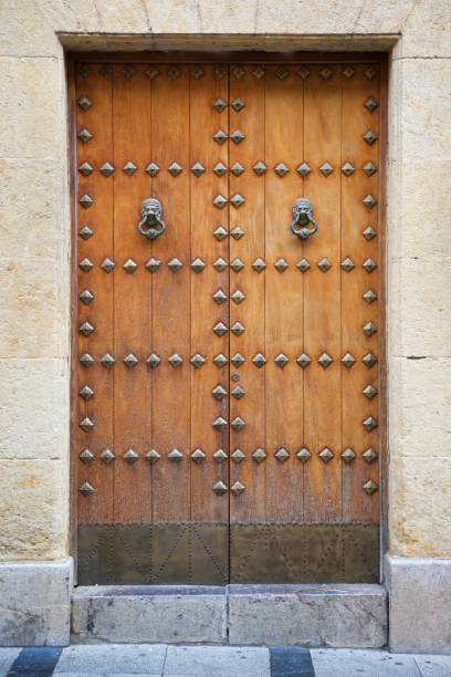 istock old wooden door 1191874754