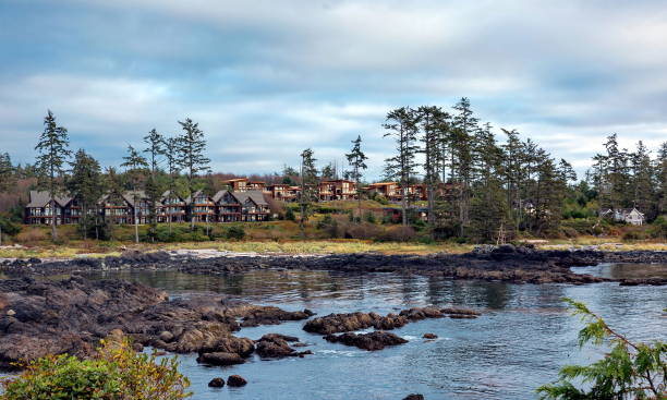 Waters Edge Shoreside Suites on the rocky shore