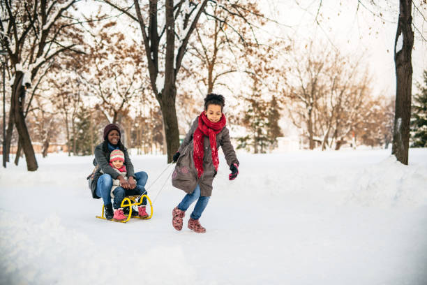 istock Single mom enjoying her free time with kids 1191971743